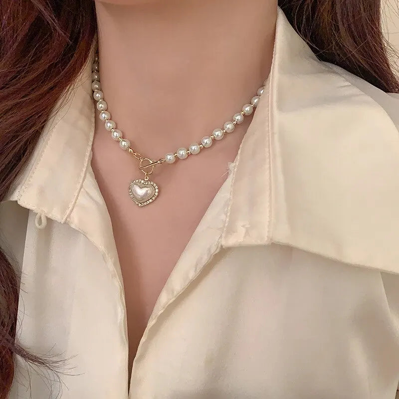 Elegant Heart Pendant Pearl Necklace