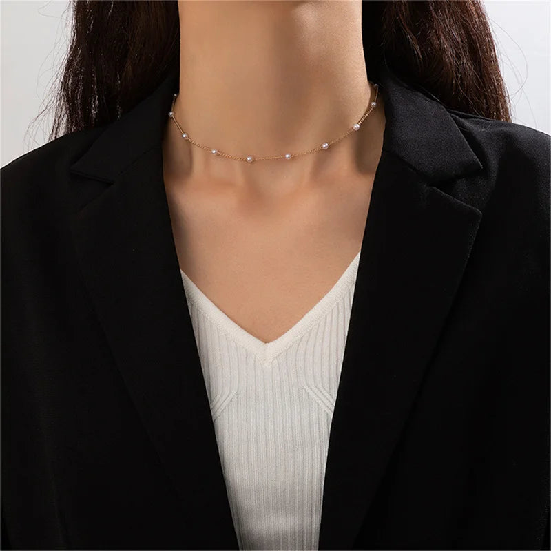 Simple Pearl Choker Necklaces for Women