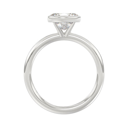 LADIES SOLITAIRE RING 2CT OVAL DIAMOND 14K WHITE GOLD (CENTER STONE OVAL DIAMOND 2CT )