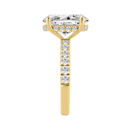 14K YELLOW GOLD 4 3/4CT ROUND/OVAL DIAMOND LADIES RING (CENTER STONE OVAL DIAMOND 4CT)