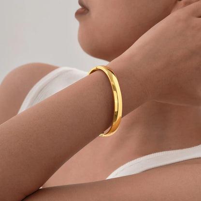 18K Gold Plated Stainless Steel Smooth Bangles