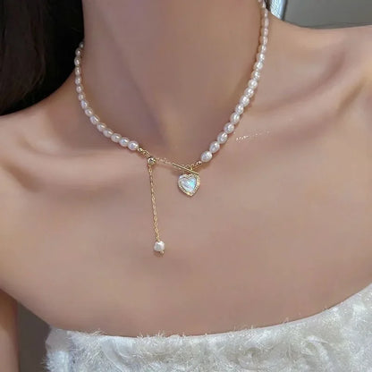 Baroque Pearl Pendant Choker Necklace