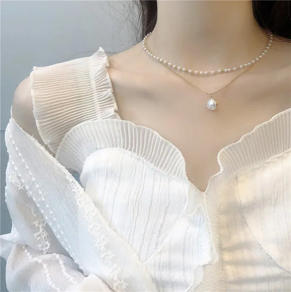 Baroque Pearl Pendant Choker Necklace