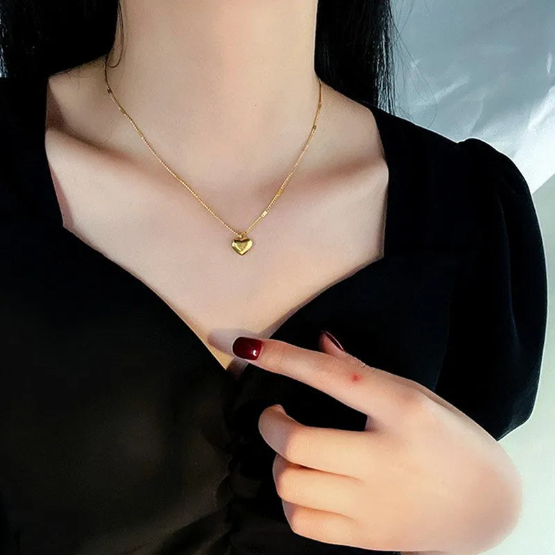 Trendy Simple Gold Color Heart Pendant Choker Necklace