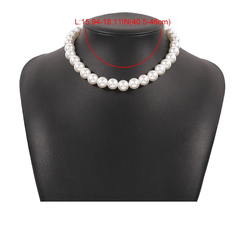 Big Pearl Choker Necklace