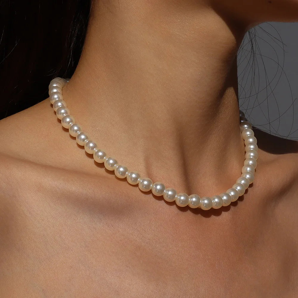 Big Pearl Choker Necklace